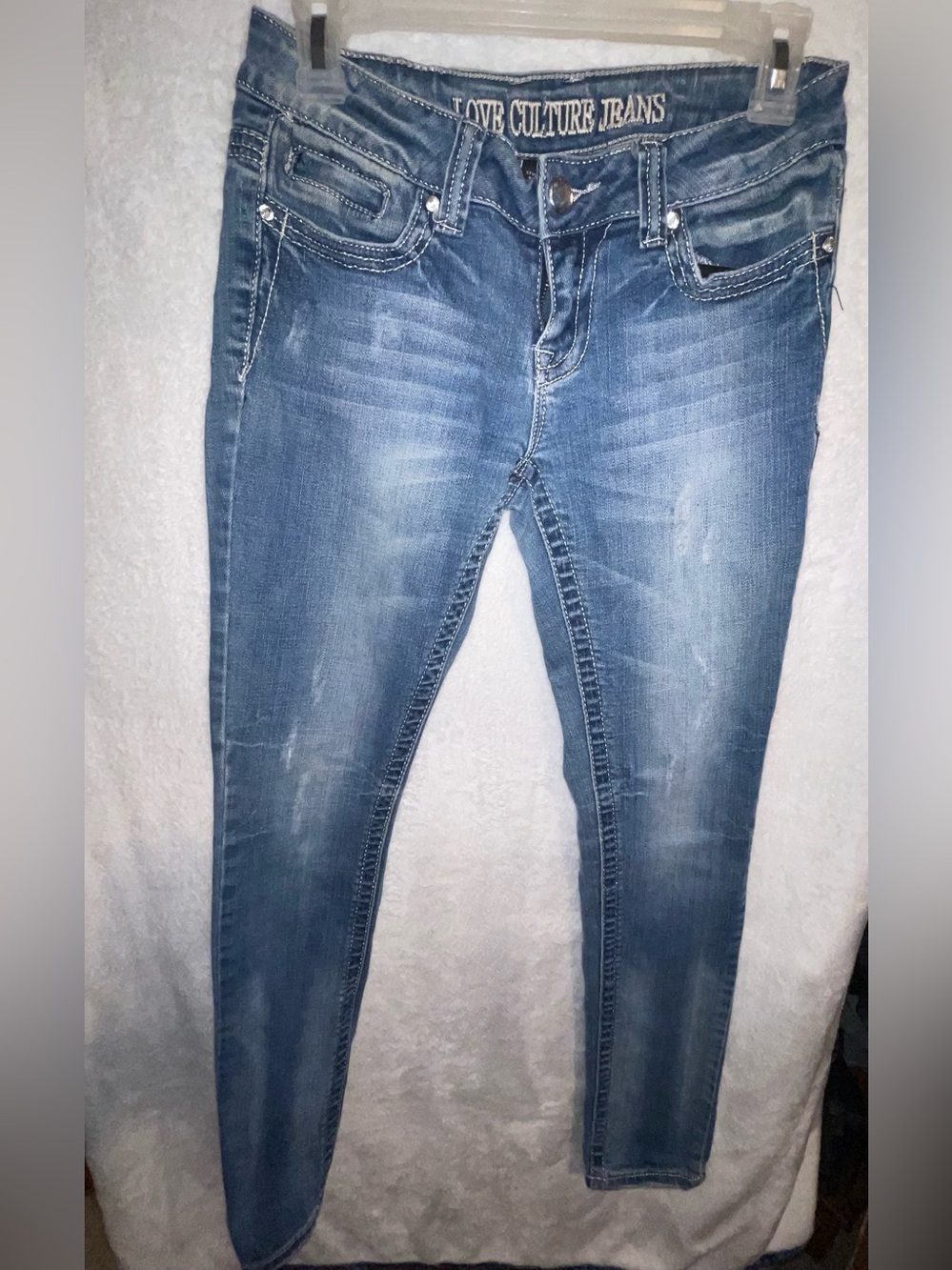 Love Culture Women's Skinny Jeans in Light Blue Wash
